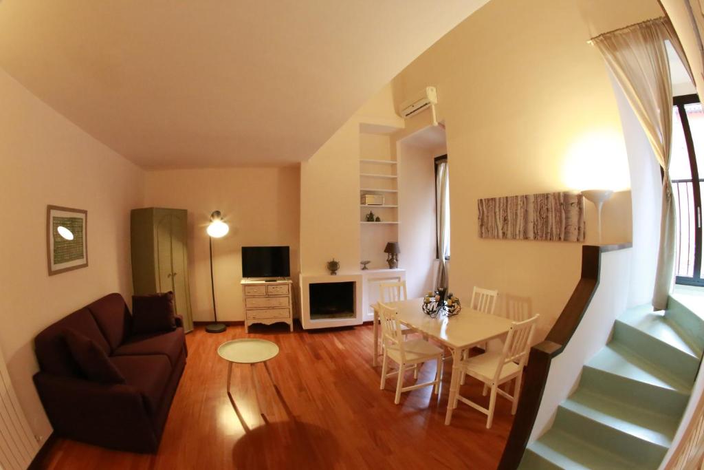 Palazzo Velli - Appartement En Duplex