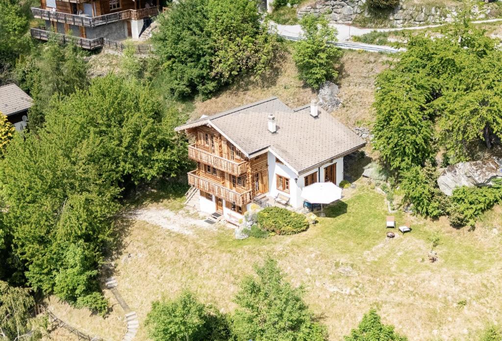 Chalet Pomone - Jardin, Soleil et Vue Alpine