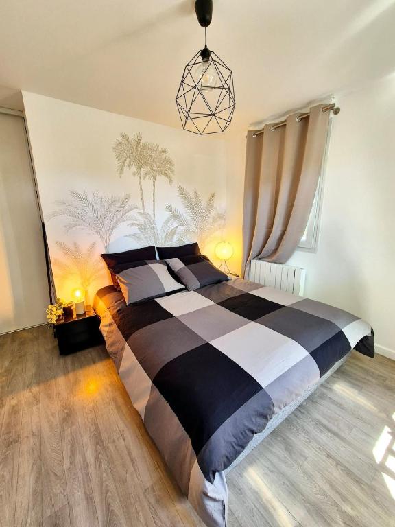 Beautiful cozy 1-bedroom 900m from the Lake