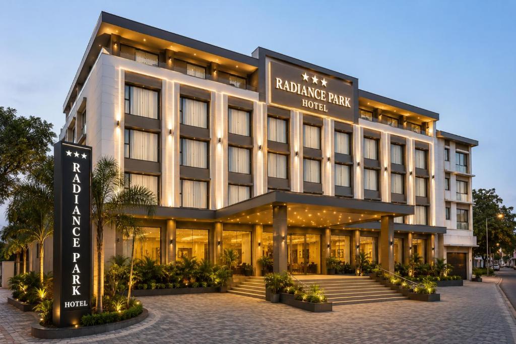 a rendering of the radisson hotel singapore at Hotel Radiance Park Delhi Airport in New Delhi
