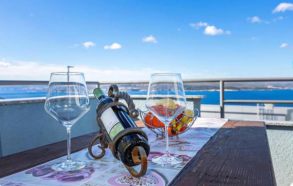 Cozy Apartment In Crikvenica With Wifi