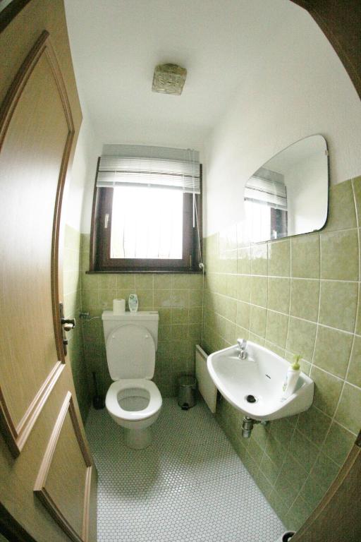 Kúpeľňa v ubytovaní Family Friendly Chalet - Central with Beautiful Mountain Views