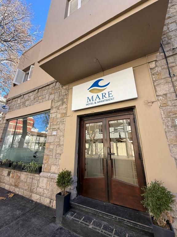 a maire amazon sign on the front of a building at Mare Hotel Apartment in Mar del Plata