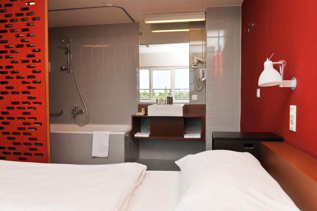 Kyriad Vienna Altmannsdorf - Resim 21