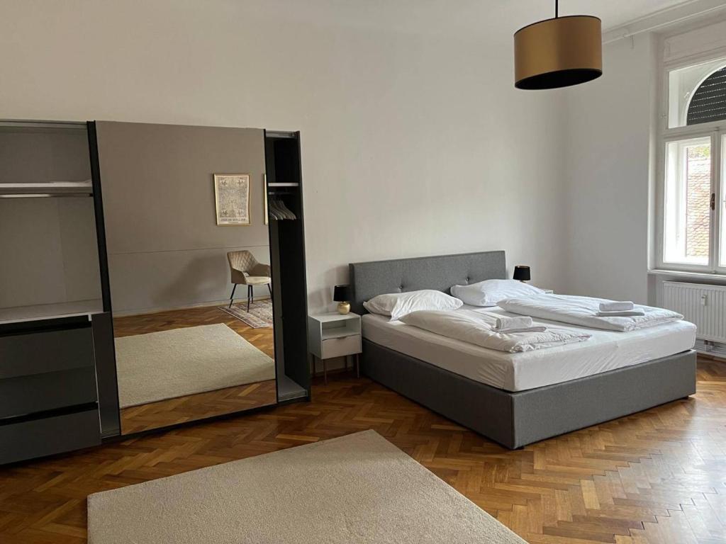 NOOR - Downtown Stay - Free Parking & Near Messe