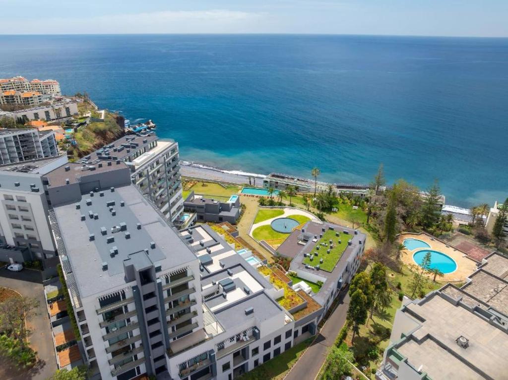 Aqua Apartment