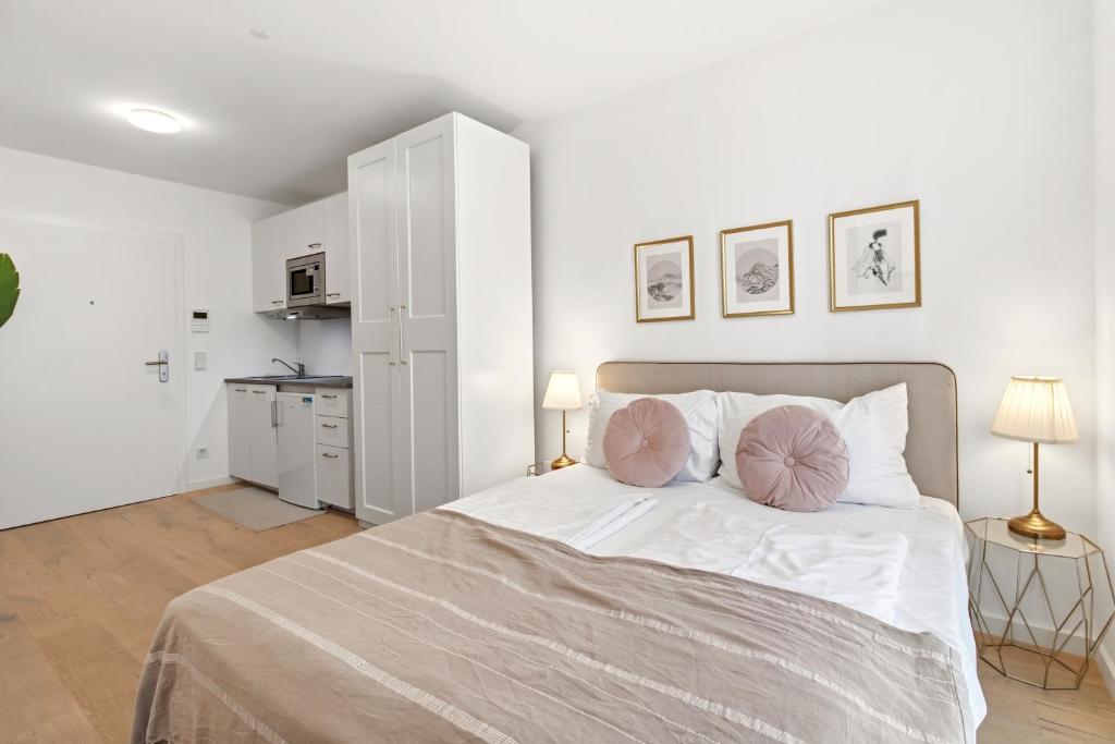 Modern Apartment - AC - 15min to City