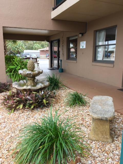 Dinner Bell Motel - Housity