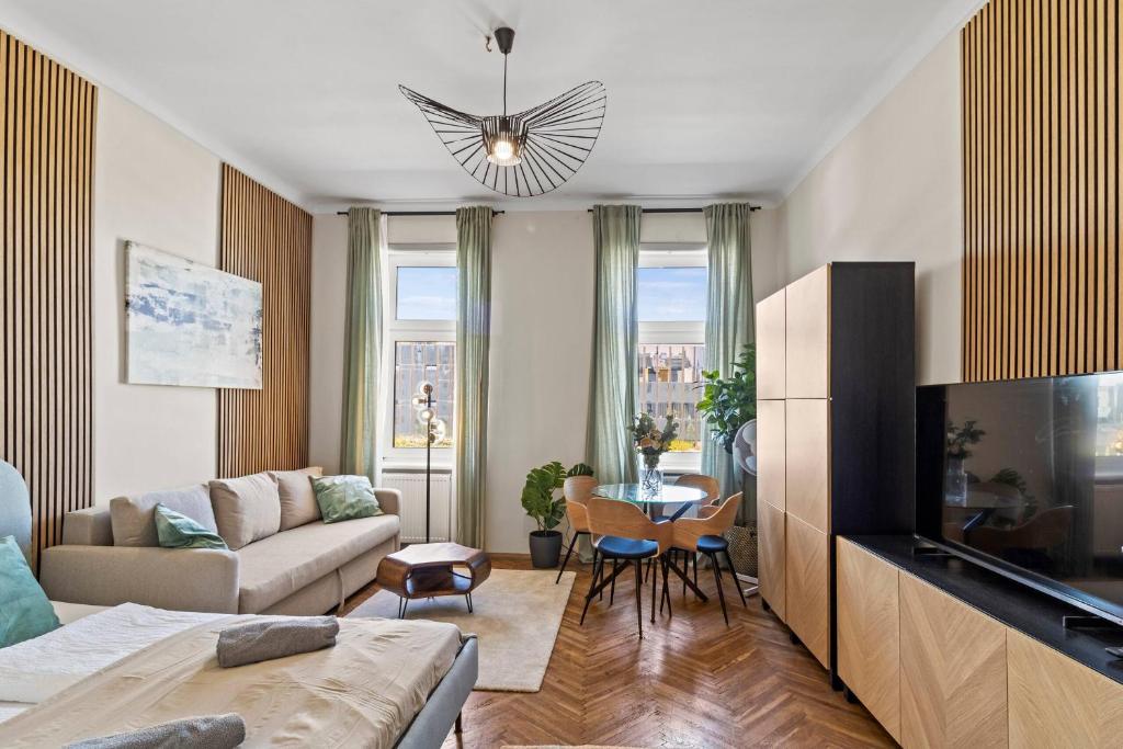 Monthly Rental - Central - 5min to Metro U1 and Danube