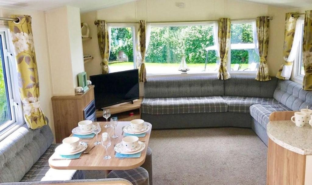 The Lakes Rookley - 