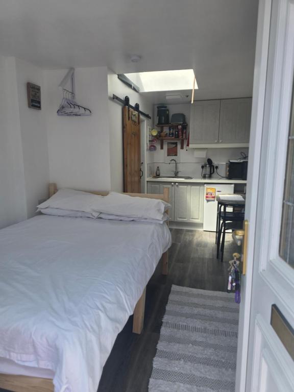 Kuhinja ili čajna kuhinja u objektu Sunset Place