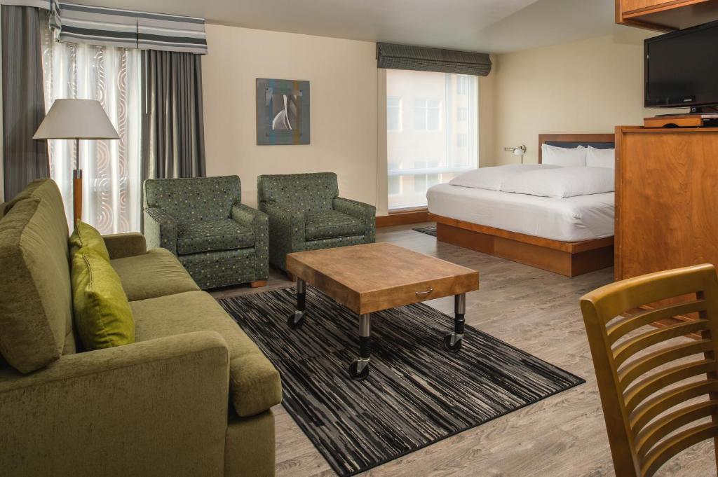 Staypineapple, Watertown, University District Seattle - 