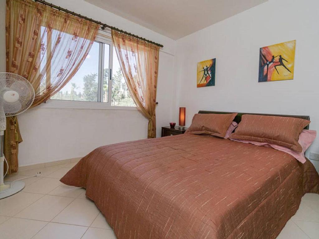 Легло или легла в стая в Pafilia Garden Apartments