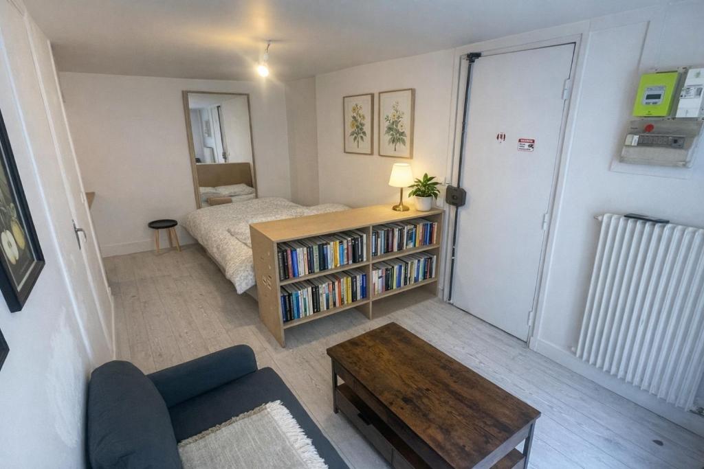 Cozy studio République