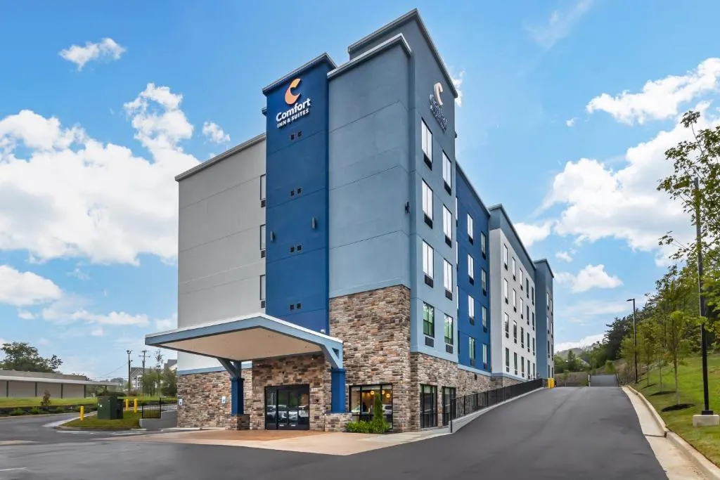 Comfort Inn & Suites Nashville Bellevue in Nashville