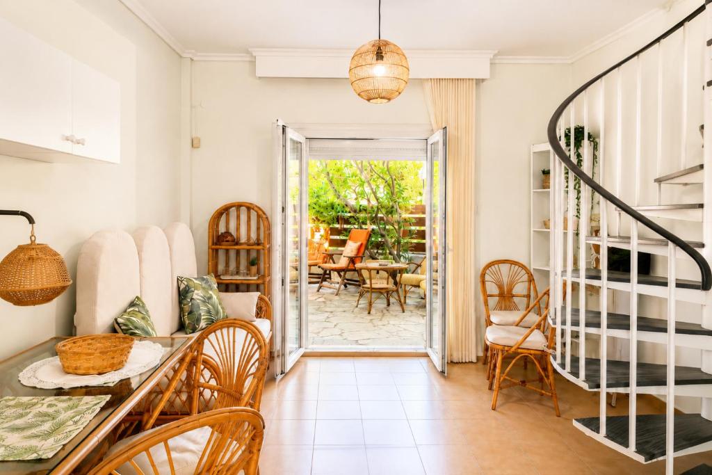 Aegean Pearl Maisonette Near Beach and Free Parking
