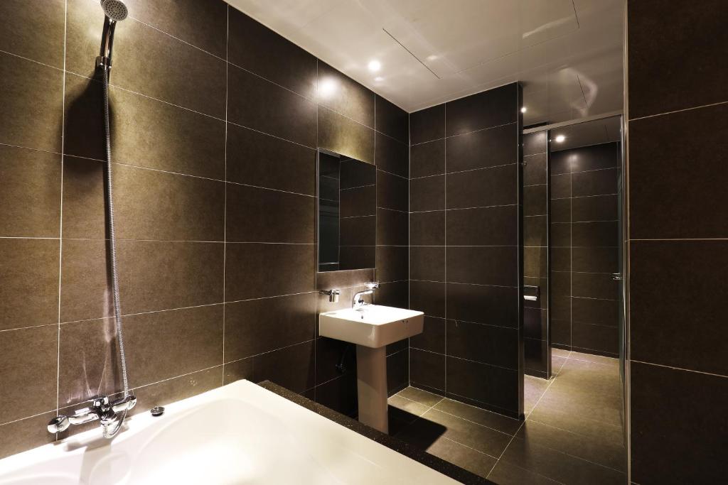 Koupelna v ubytování Bucheon SR Hotel