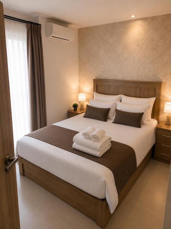 La Merced Suites