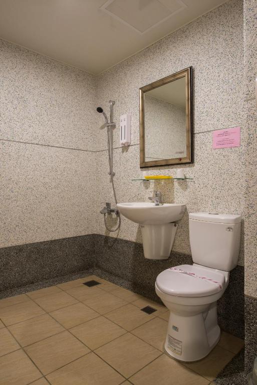 Lotus Yuan Business Hotel - Comfort Triple Room Con Ducha