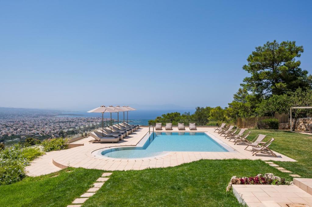 Lithea Estate Collection