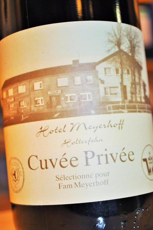 Certifikát, hodnocení, plakát nebo jiný dokument vystavený v ubytování Hotel Meyerhoff