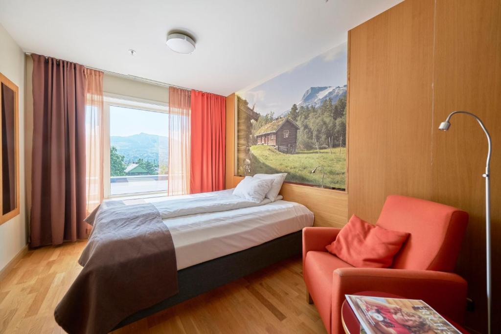 Frich`s Hotel Surnadal - Single Room