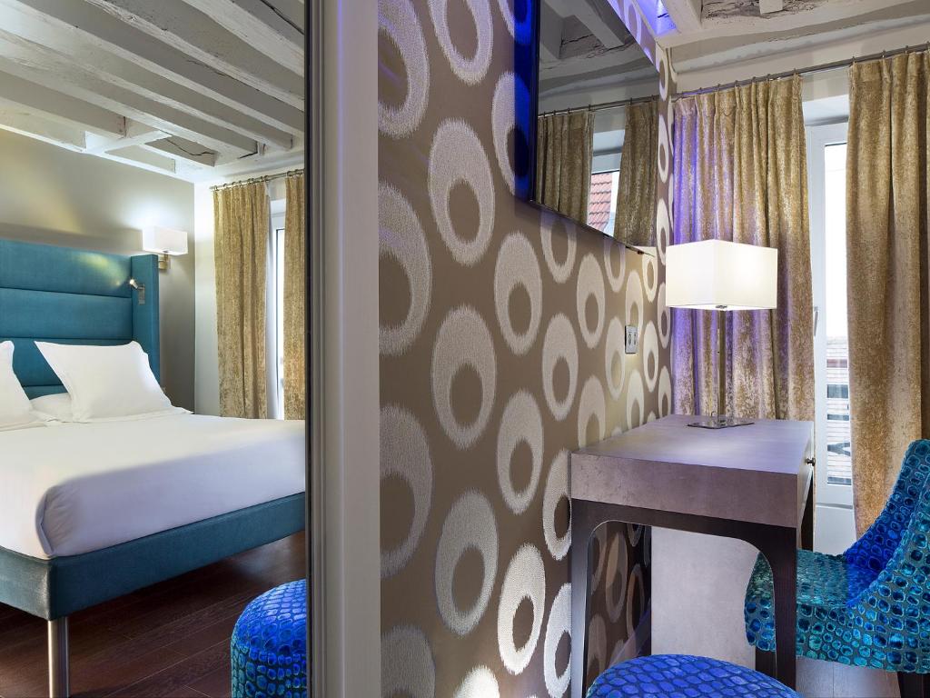 Hôtel Jacques de Molay - Fitness & Sauna - Resim 30