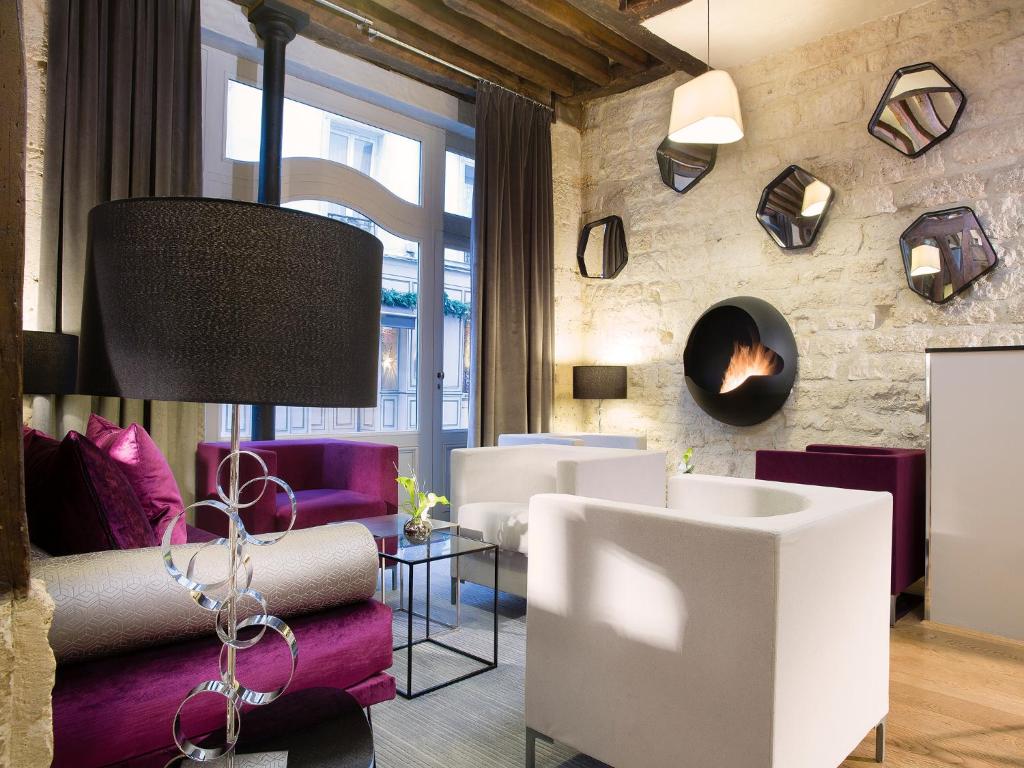 Hôtel Jacques de Molay - Fitness & Sauna - Resim 12