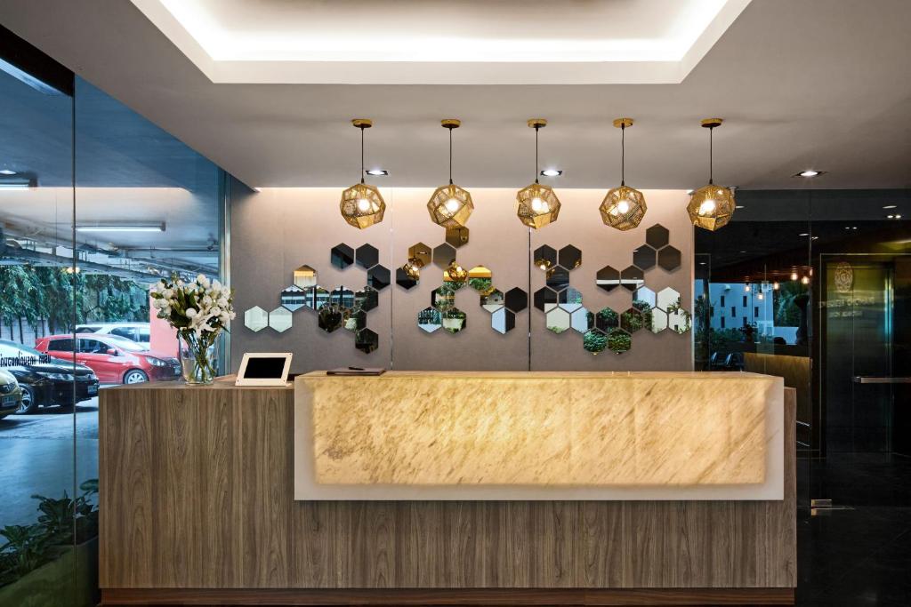 ダイアモンド レジデンス ラッチャダー バンコク 21年 最新料金