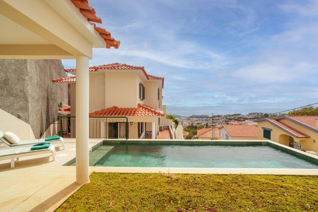 Private Heated Pool