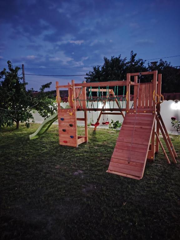 Gallery image of Tenevi house 