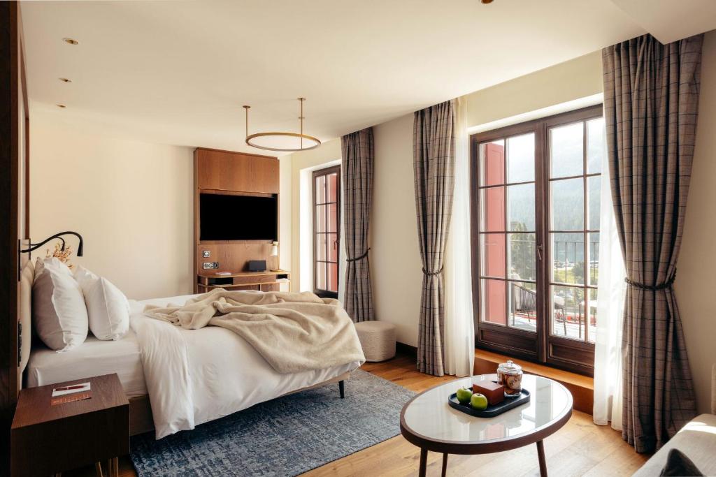 Deluxe Junior Suite - historic La Margna Wing