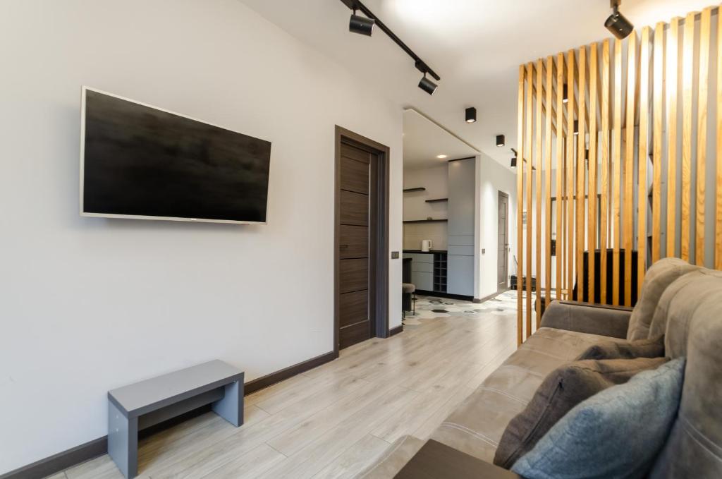6-52 New York, Antonovycha 74, Kyiv centre, Olimpiiska metro nearby, stunning city view, Petrovdim Apartment фото 5