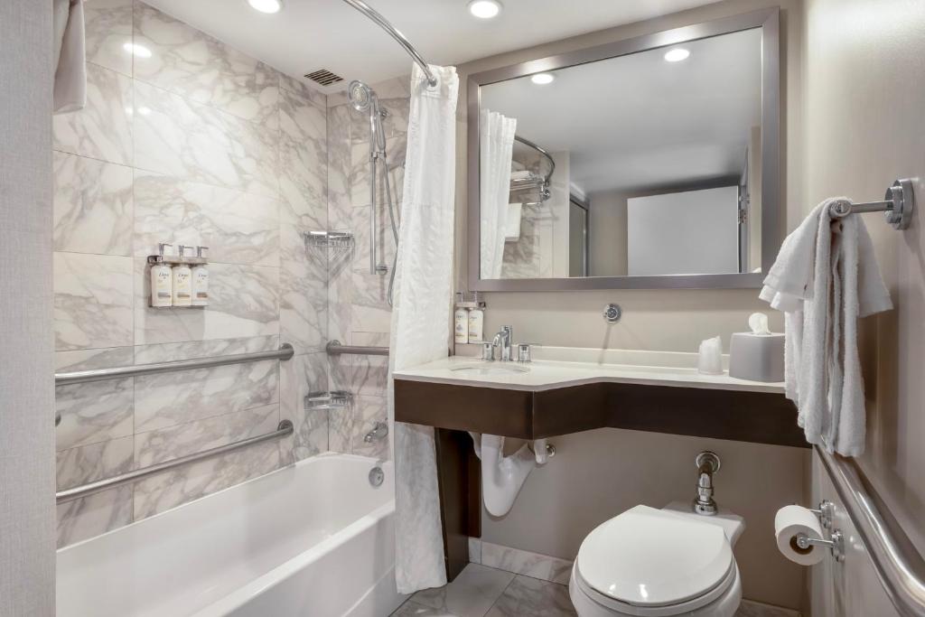 Holiday Inn Express Denver Downtown, an IHG Hotel - 