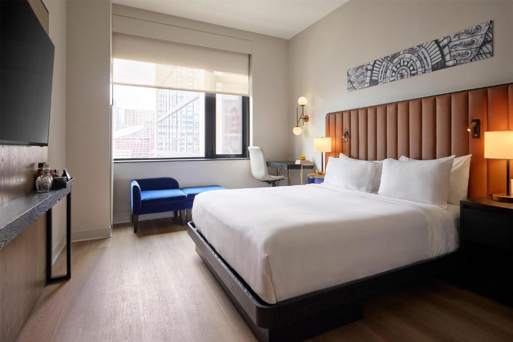 Arlo Chicago - 