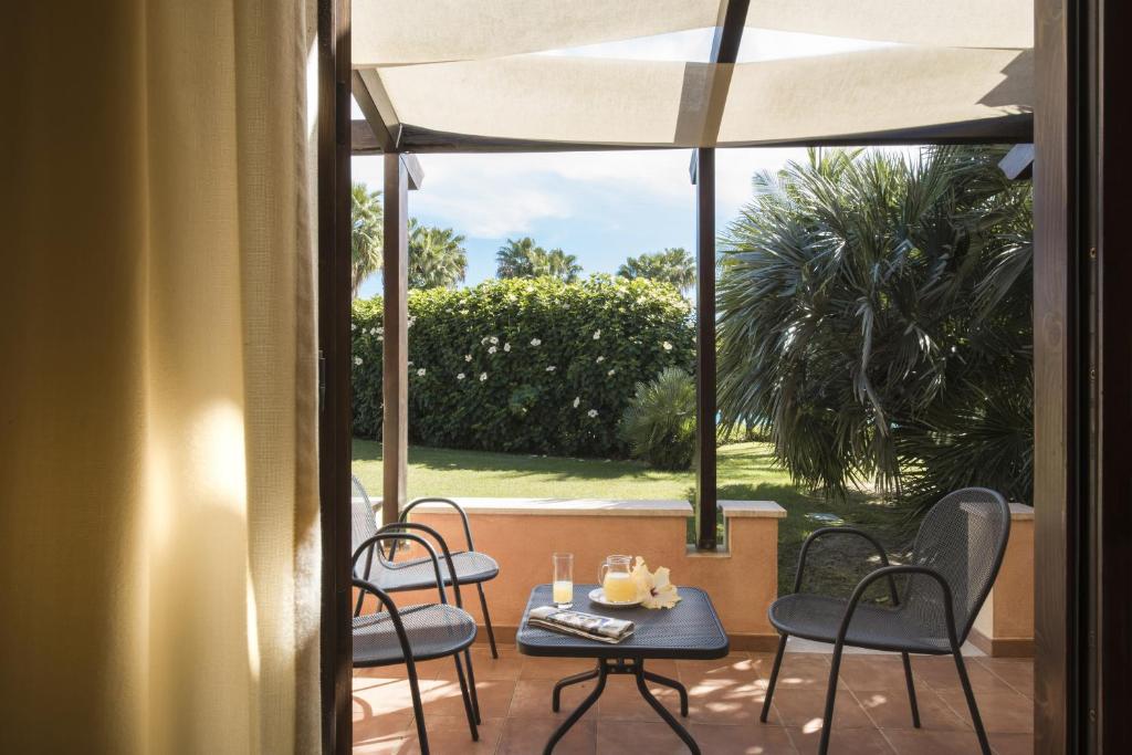 Lantana Resort Hotel&Apartments - 1