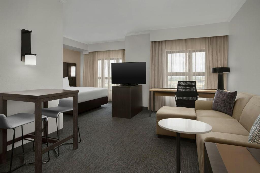 Residence Inn DFW Airport North/Grapevine - 