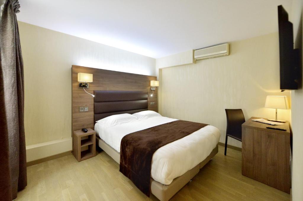 Hôtel Renoir Montparnasse - Resim 34