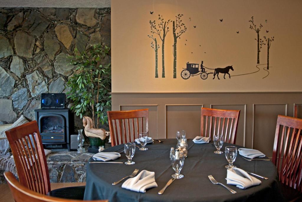 Days Inn by Wyndham Victoria Uptown - Resim 40