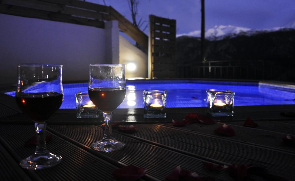 Nápoje v ubytování Villa Lakki Heated round pool Jacuzzi