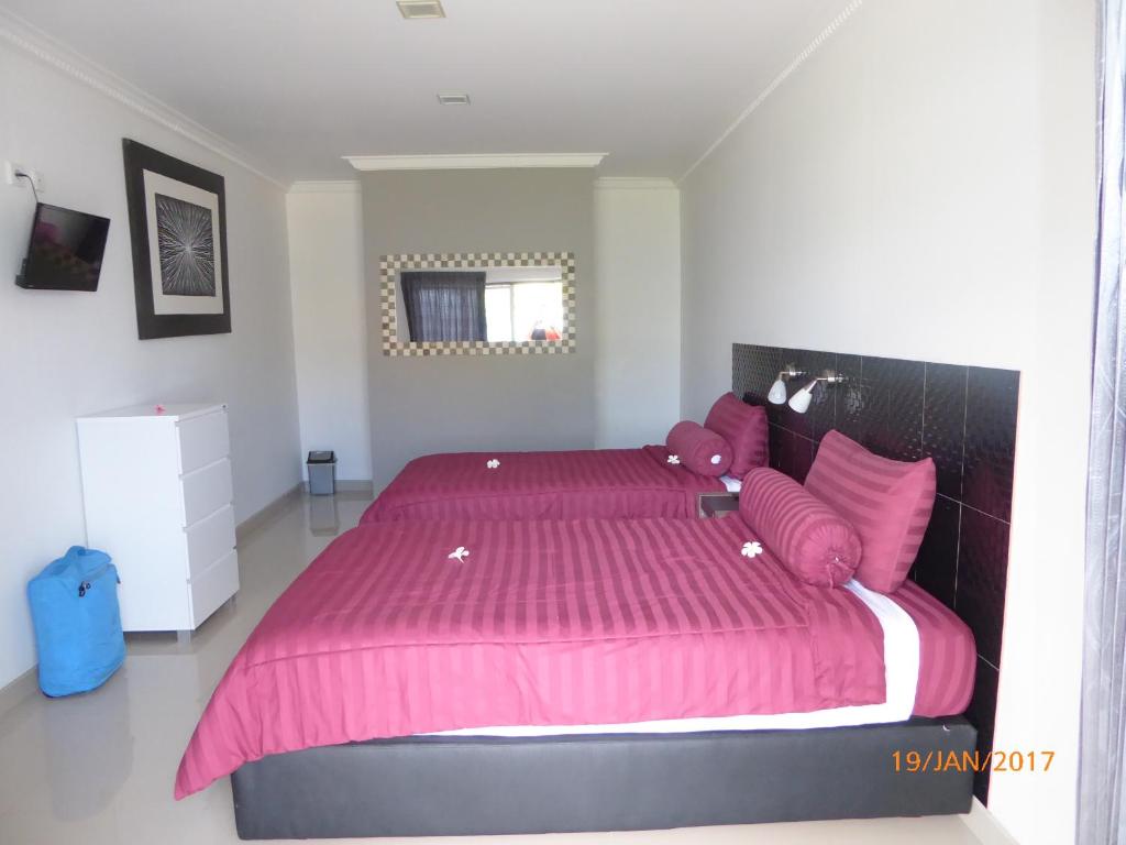 Silver Fern Beach Retreat - 豪华双胞胎室和海景