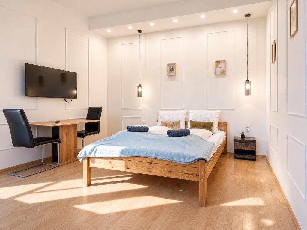 Beautiful 2BR Apt, Near Meidling Station