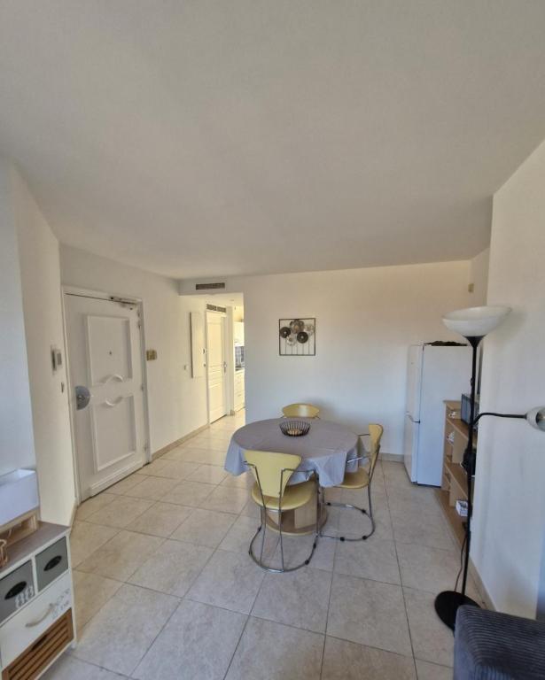 Appartement cœur de ville climatisé avec parking
