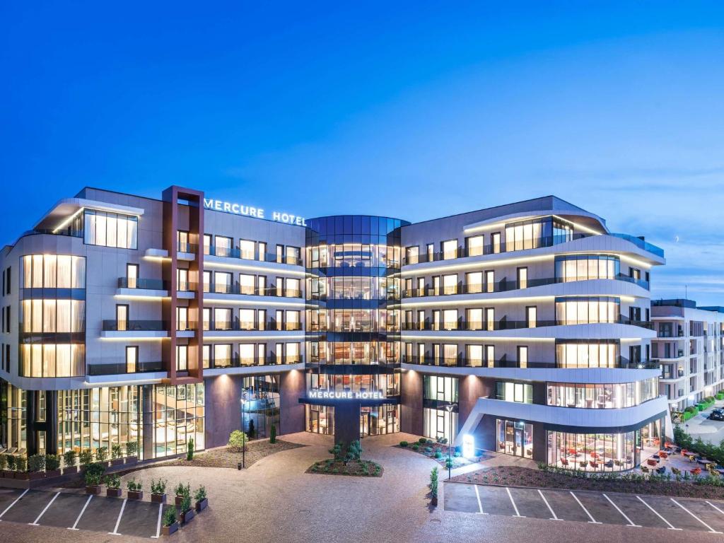an architectural rendering of a building at Mercure Oradea in Oradea