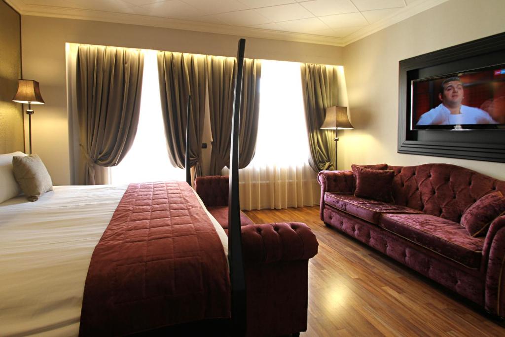 Łóżko lub łóżka w pokoju w obiekcie Hotel Milano & SPA***S
