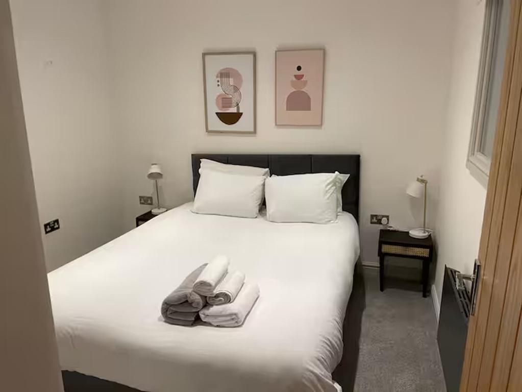 Hounds Gate Luxury Apartments by 1508 Stays - 