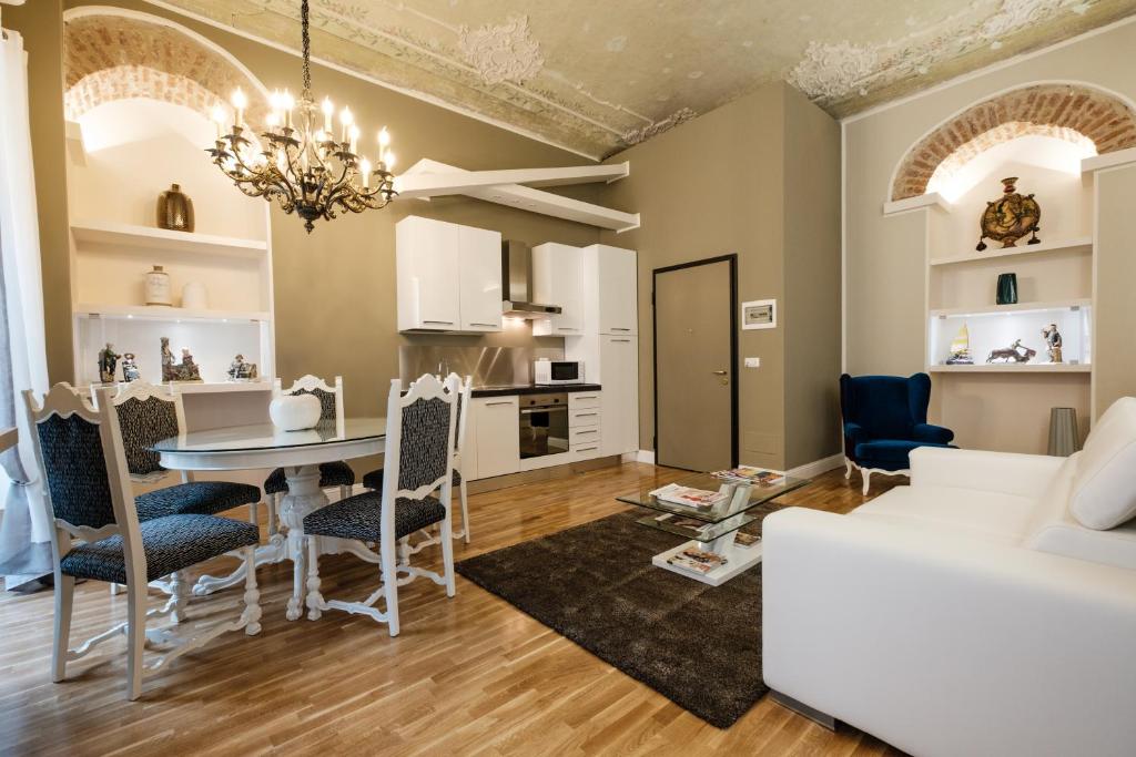 Kuchyňa alebo kuchynka v ubytovaní Apart Hotel Torino