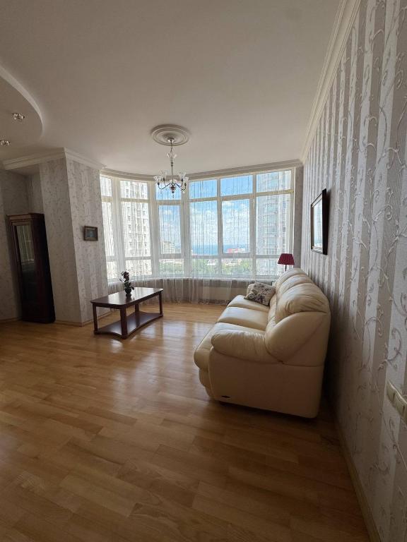 Elite apartment on French Boulvard 141 головне фото