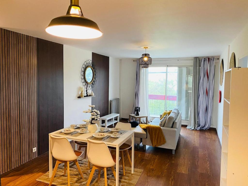 Spacious room - Private T6, Le Mans South, tram