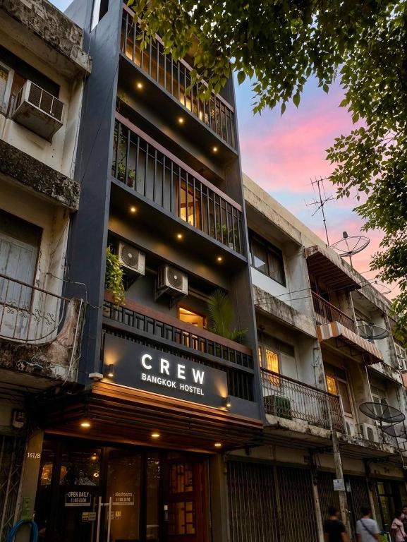 Cozy BB Stay in Bangkok with Modern Comforts, Bangkok Noi (updated ...